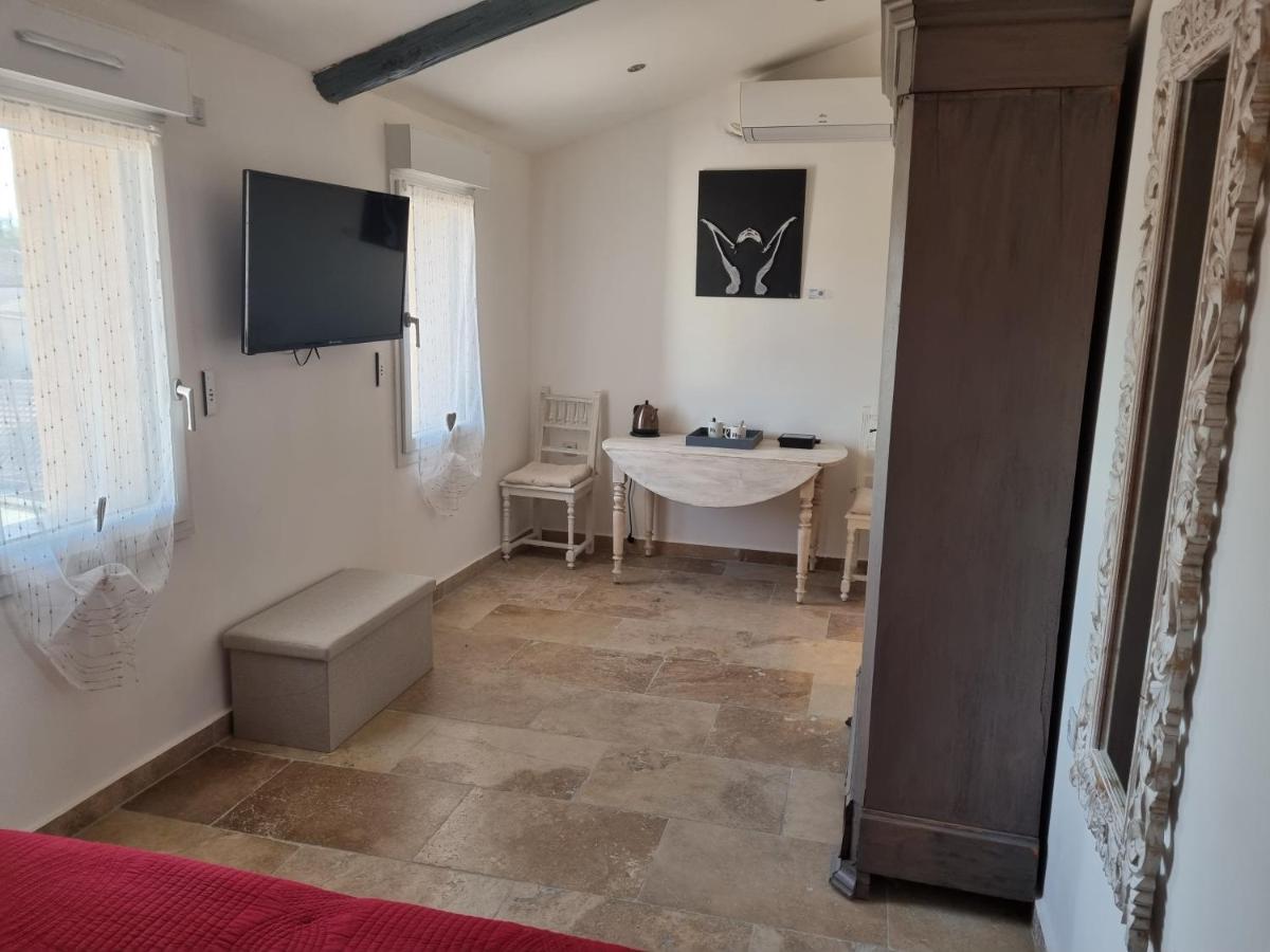 La Bastide Bed and Breakfast Bédarrides Εξωτερικό φωτογραφία