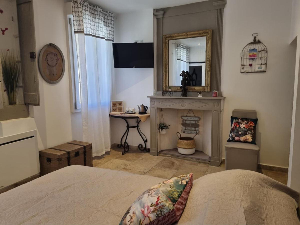 La Bastide Bed and Breakfast Bédarrides Εξωτερικό φωτογραφία