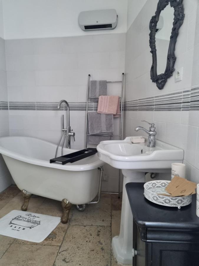 La Bastide Bed and Breakfast Bédarrides Εξωτερικό φωτογραφία