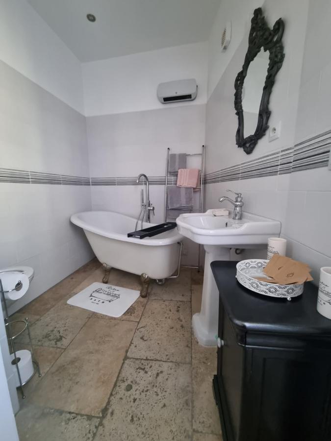 La Bastide Bed and Breakfast Bédarrides Εξωτερικό φωτογραφία
