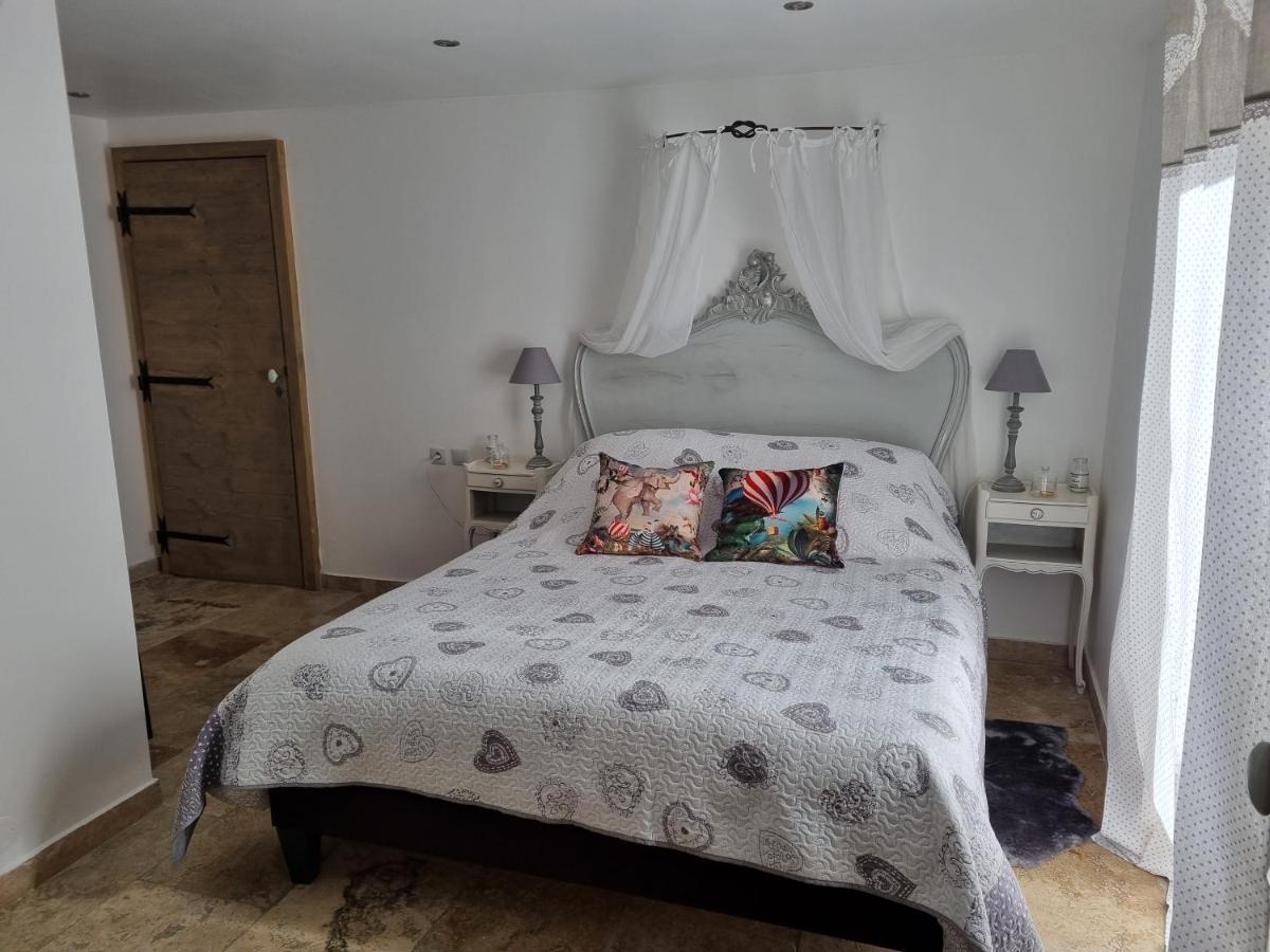 La Bastide Bed and Breakfast Bédarrides Εξωτερικό φωτογραφία