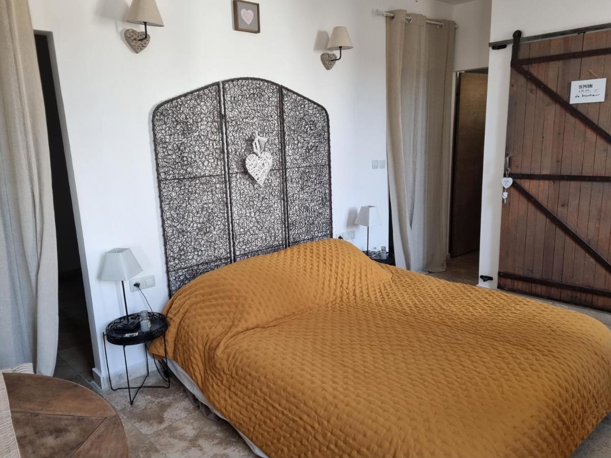 La Bastide Bed and Breakfast Bédarrides Εξωτερικό φωτογραφία