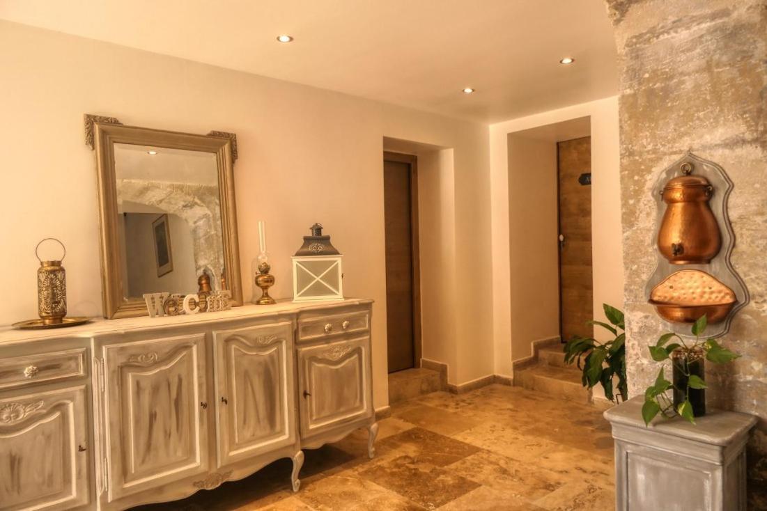 La Bastide Bed and Breakfast Bédarrides Εξωτερικό φωτογραφία